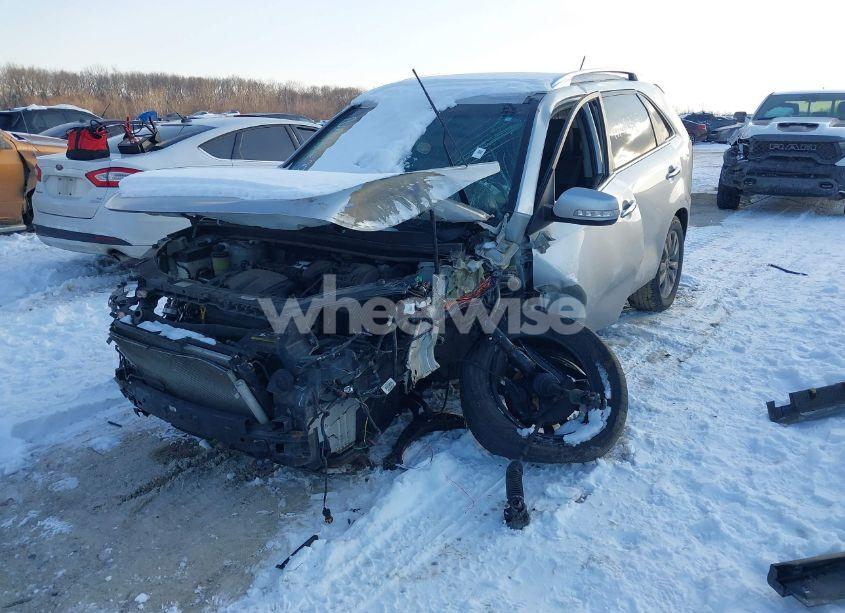Photo 2 of 2012 Kia Sorento SX V6 (VIN 5XYKW4A22CG272689)