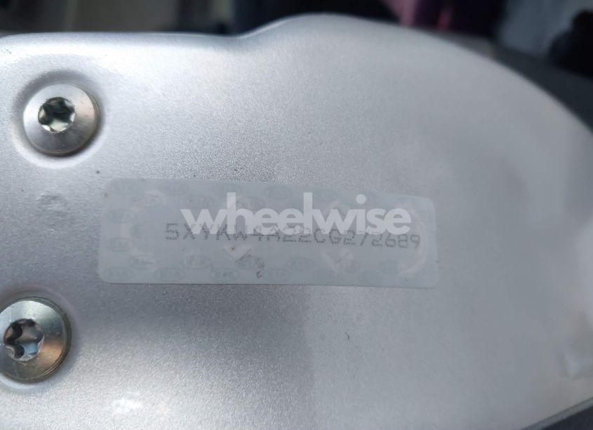 Photo 9 of 2012 Kia Sorento SX V6 (VIN 5XYKW4A22CG272689)