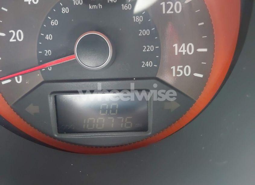 Photo 7 of 2011 Kia Sorento SX V6 (VIN 5XYKW4A24BG089079)