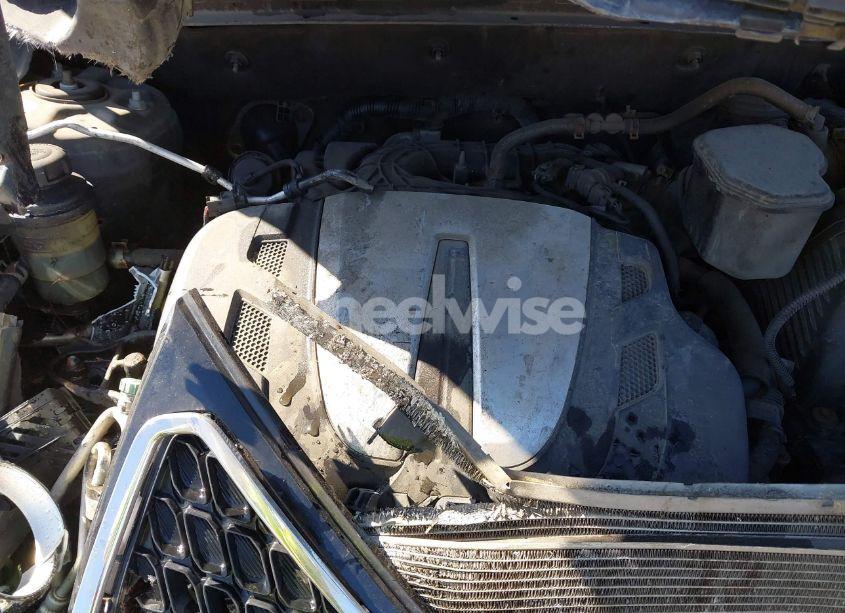 Photo 10 of 2011 Kia Sorento SX V6 (VIN 5XYKW4A25BG128679)