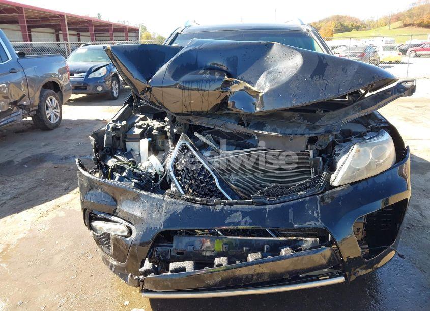 Photo 12 of 2011 Kia Sorento SX V6 (VIN 5XYKW4A25BG128679)