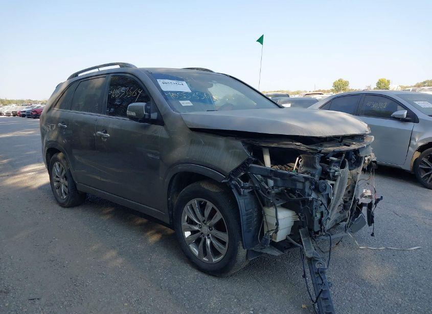 2013 Kia Sorento SX (VIN 5XYKW4A25DG392486) main photo