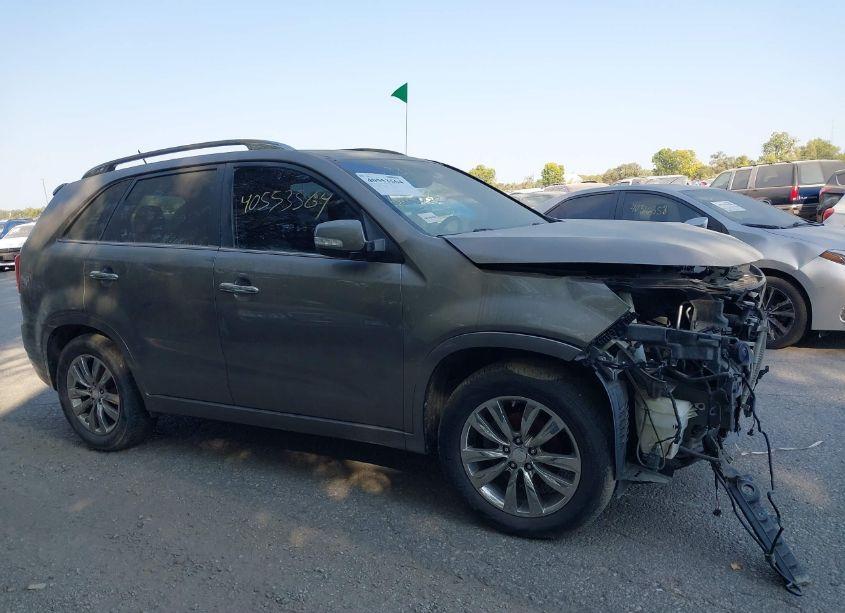 Photo 12 of 2013 Kia Sorento SX (VIN 5XYKW4A25DG392486)