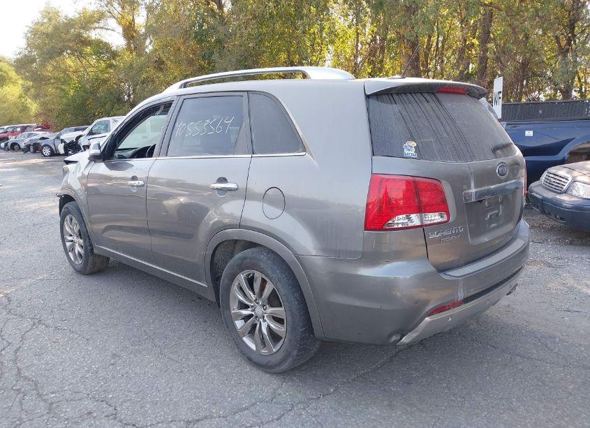 Photo 3 of 2013 Kia Sorento SX (VIN 5XYKW4A25DG392486)