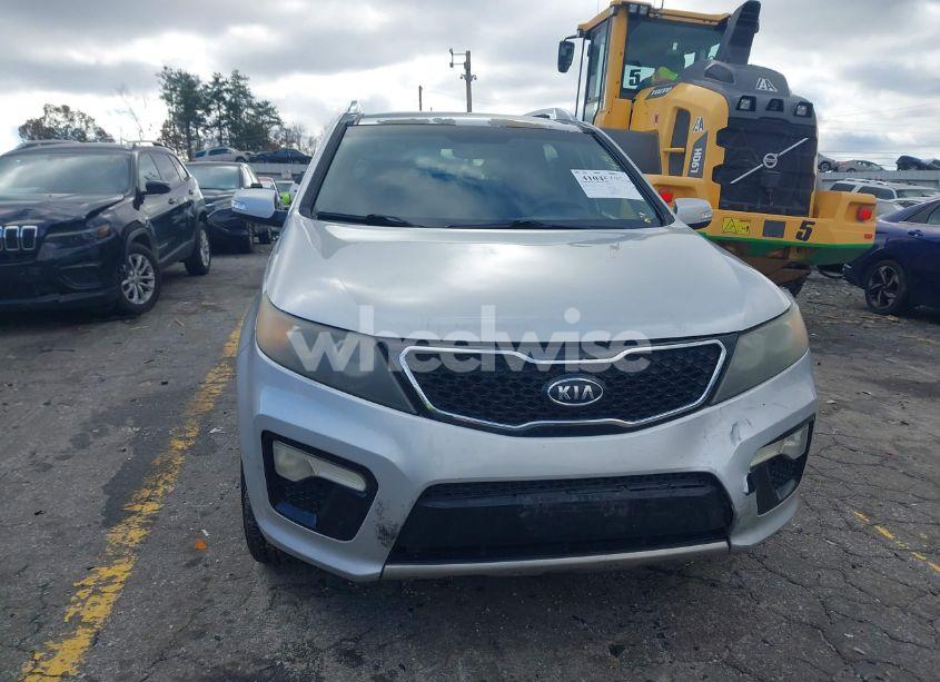Photo 11 of 2011 Kia Sorento SX V6 (VIN 5XYKW4A26BG160749)