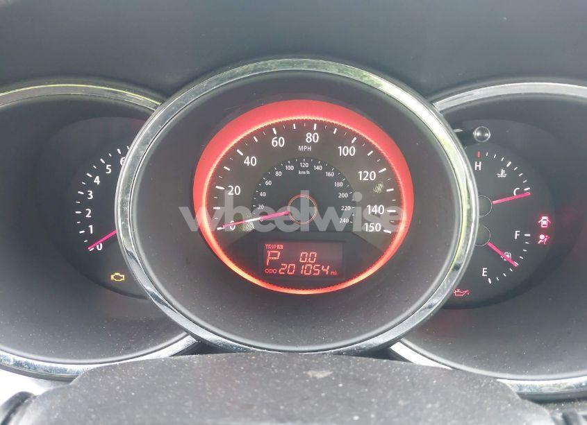 Photo 14 of 2011 Kia Sorento SX V6 (VIN 5XYKW4A26BG160749)