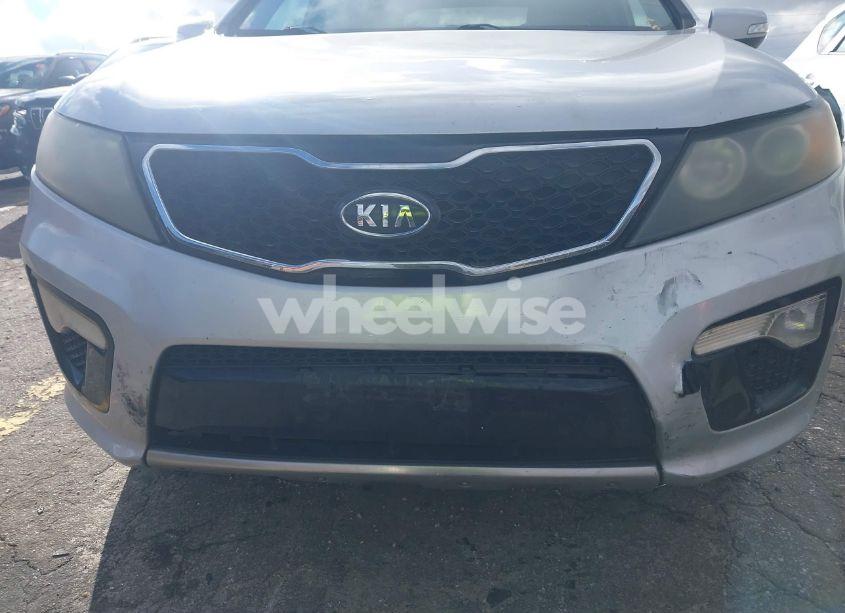 Photo 6 of 2011 Kia Sorento SX V6 (VIN 5XYKW4A26BG160749)