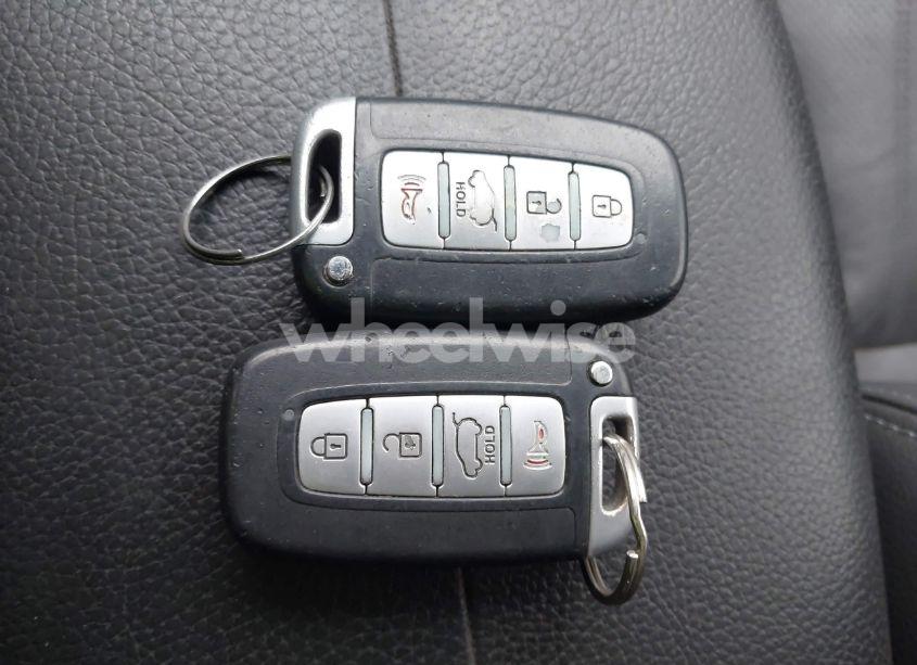 Photo 11 of 2012 Kia Sorento SX V6 (VIN 5XYKW4A28CG221634)