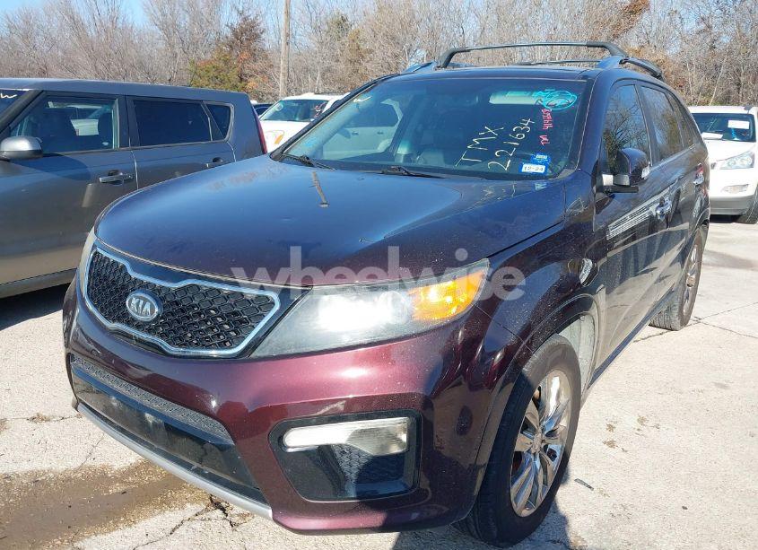 Photo 2 of 2012 Kia Sorento SX V6 (VIN 5XYKW4A28CG221634)