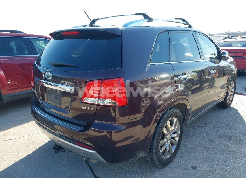 Photo 4 of 2012 Kia Sorento SX V6 (VIN 5XYKW4A28CG221634)