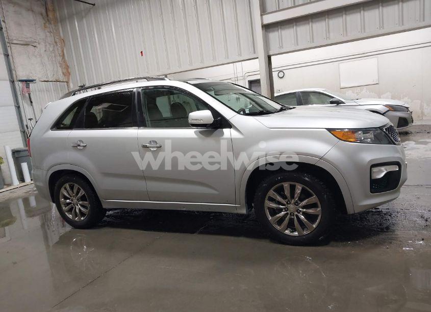 Photo 13 of 2012 Kia Sorento SX V6 (VIN 5XYKW4A28CG245951)