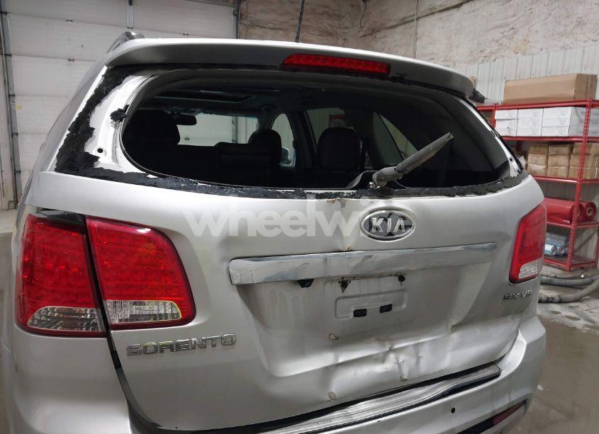 Photo 6 of 2012 Kia Sorento SX V6 (VIN 5XYKW4A28CG245951)