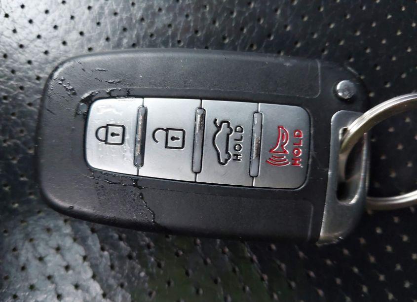 Photo 11 of 2012 Kia Sorento SX V6 (VIN 5XYKW4A29CG187803)