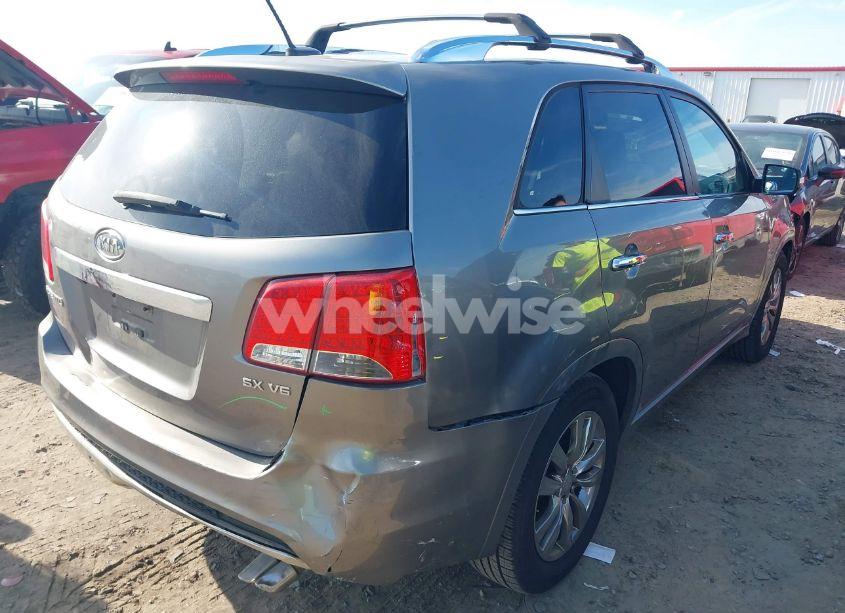 Photo 4 of 2011 Kia Sorento SX V6 (VIN 5XYKW4A2XBG171446)