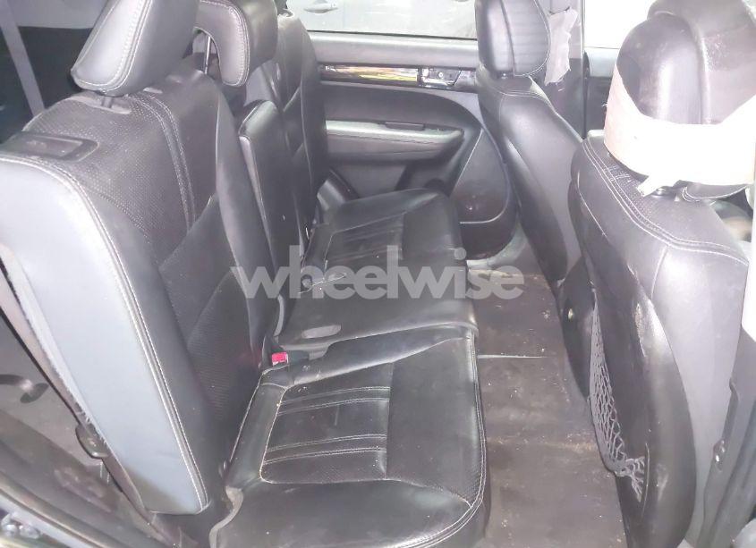 Photo 8 of 2012 Kia Sorento SX V6 (VIN 5XYKW4A2XCG209369)