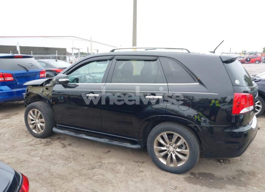 Photo 15 of 2013 Kia Sorento SX (VIN 5XYKW4A2XDG420282)