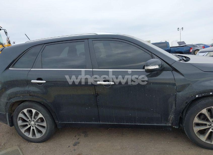 Photo 14 of 2014 Kia Sorento SX (VIN 5XYKW4A70EG432633)