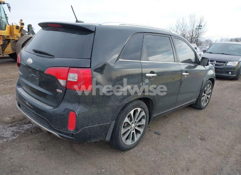 Photo 4 of 2014 Kia Sorento SX (VIN 5XYKW4A70EG432633)