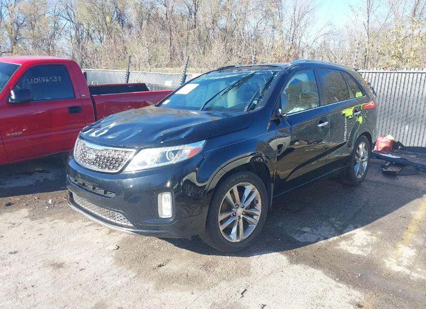 Photo 2 of 2014 Kia Sorento LIMITED V6 (VIN 5XYKW4A70EG443924)