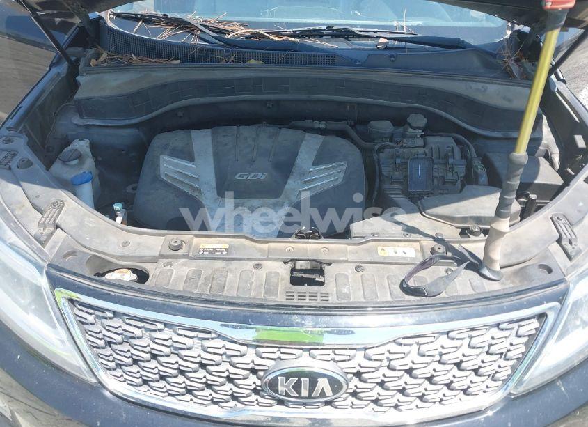 Photo 10 of 2014 Kia Sorento LIMITED V6 (VIN 5XYKW4A70EG521005)