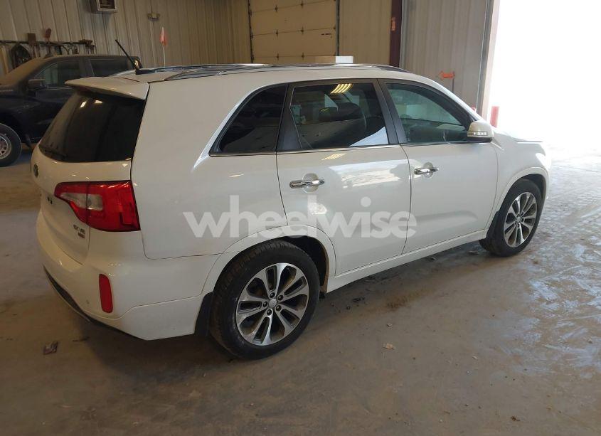 Photo 4 of 2014 Kia Sorento SX (VIN 5XYKW4A71EG536564)