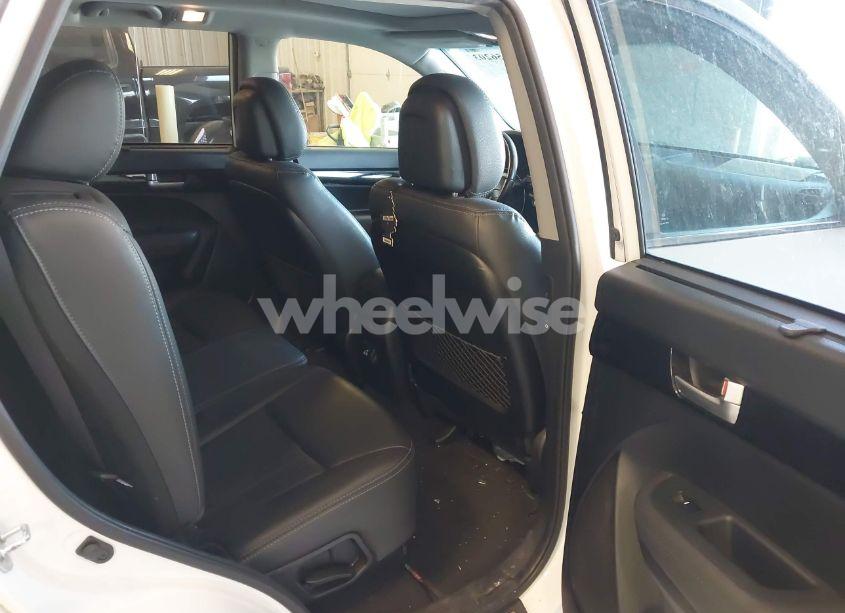 Photo 8 of 2014 Kia Sorento SX (VIN 5XYKW4A71EG536564)