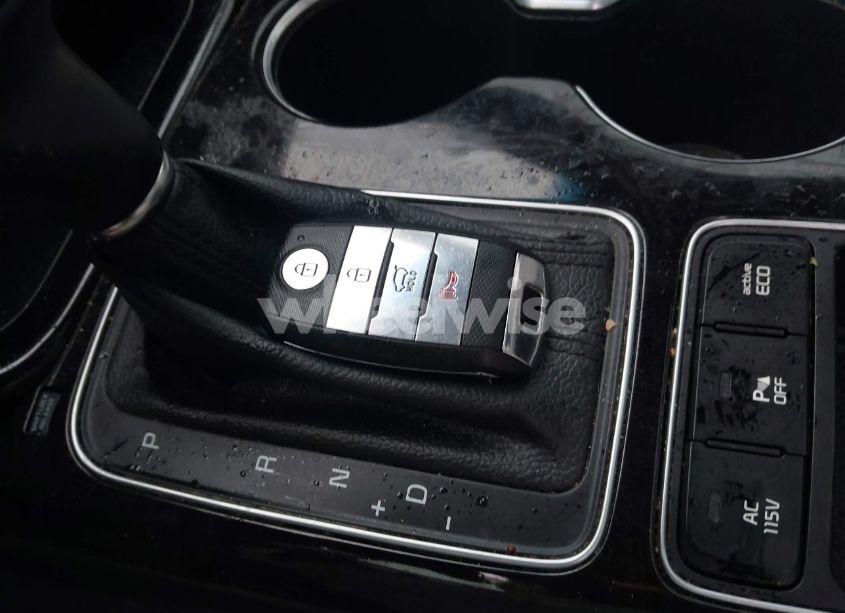 Photo 11 of 2015 Kia Sorento LIMITED V6 (VIN 5XYKW4A71FG597902)