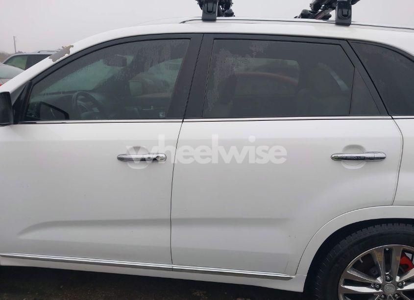 Photo 15 of 2015 Kia Sorento LIMITED V6 (VIN 5XYKW4A71FG597902)