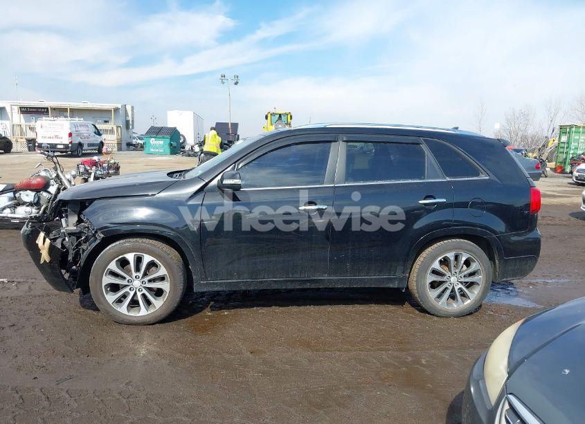 Photo 14 of 2014 Kia Sorento SX (VIN 5XYKW4A72EG429880)