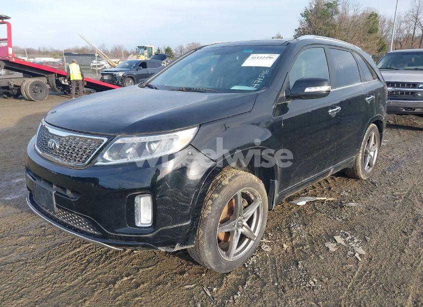 Photo 2 of 2014 Kia Sorento LIMITED V6 (VIN 5XYKW4A72EG471546)