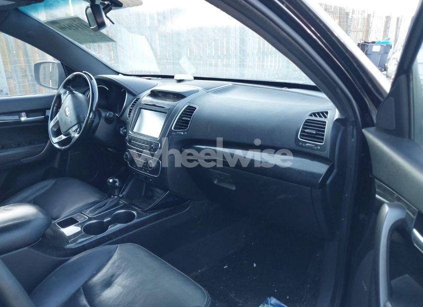 Photo 5 of 2014 Kia Sorento LIMITED V6 (VIN 5XYKW4A72EG471546)