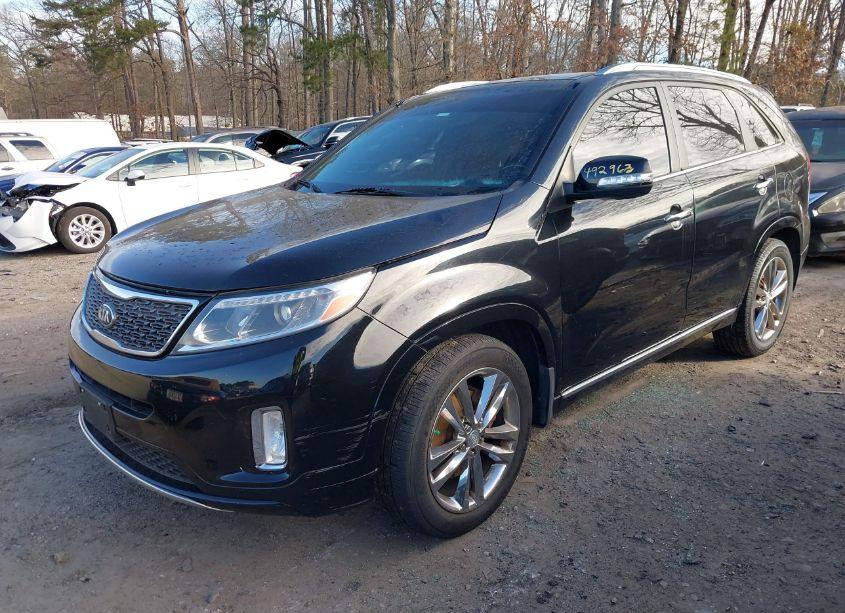 Photo 2 of 2014 Kia Sorento LIMITED V6 (VIN 5XYKW4A72EG492963)