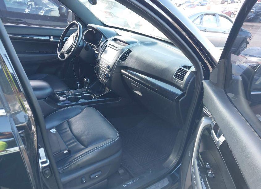 Photo 5 of 2014 Kia Sorento LIMITED V6 (VIN 5XYKW4A72EG492963)