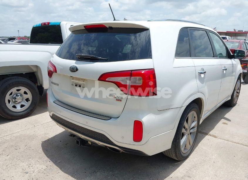 Photo 4 of 2014 Kia Sorento LIMITED V6 (VIN 5XYKW4A74EG485464)
