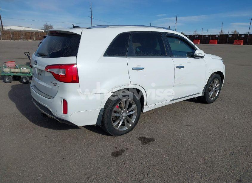 Photo 4 of 2014 Kia Sorento LIMITED V6 (VIN 5XYKW4A74EG495153)
