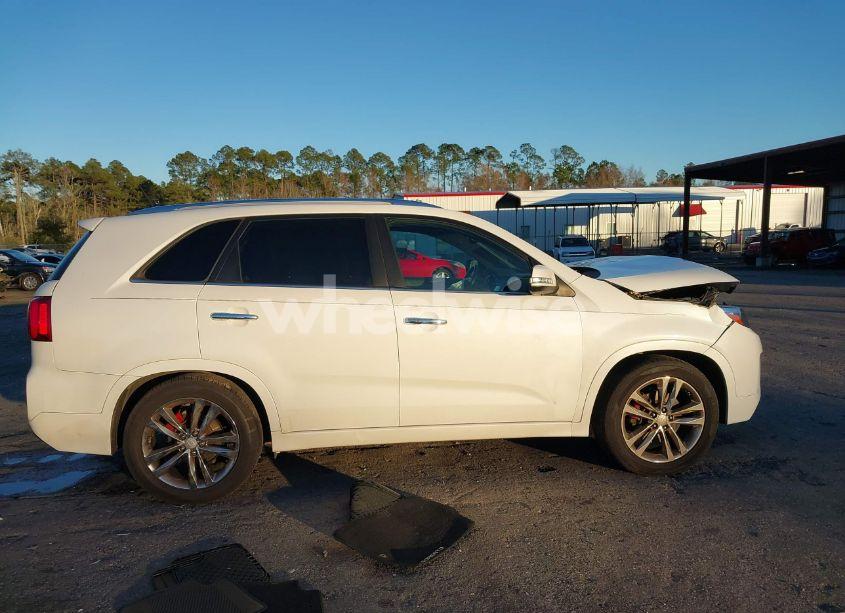Photo 13 of 2014 Kia Sorento LIMITED V6 (VIN 5XYKW4A75EG445703)