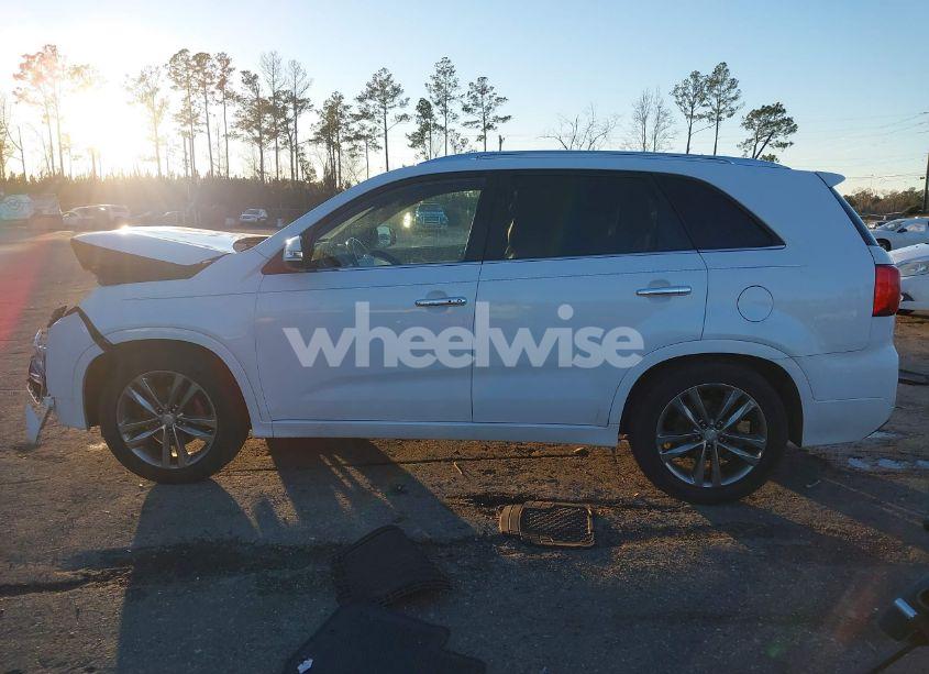 Photo 14 of 2014 Kia Sorento LIMITED V6 (VIN 5XYKW4A75EG445703)