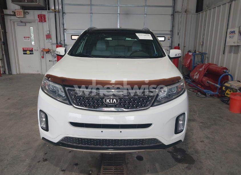 Photo 12 of 2014 Kia Sorento LIMITED V6 (VIN 5XYKW4A75EG518505)