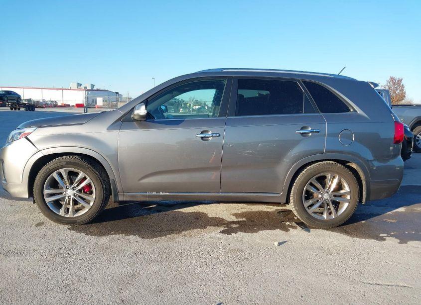 Photo 15 of 2014 Kia Sorento LIMITED V6 (VIN 5XYKW4A75EG538852)
