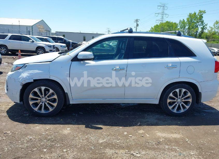 Photo 14 of 2015 Kia Sorento SX V6 (VIN 5XYKW4A76FG564569)