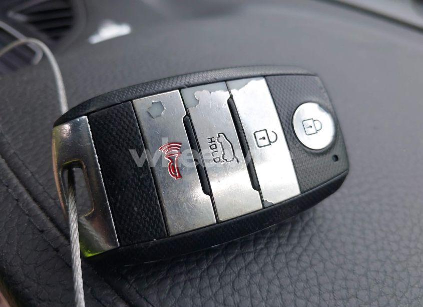 Photo 11 of 2015 Kia Sorento LIMITED V6 (VIN 5XYKW4A76FG593005)