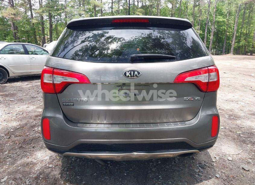 Photo 17 of 2015 Kia Sorento LIMITED V6 (VIN 5XYKW4A76FG593005)