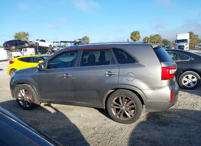 Photo 14 of 2015 Kia Sorento LIMITED V6 (VIN 5XYKW4A77FG579100)