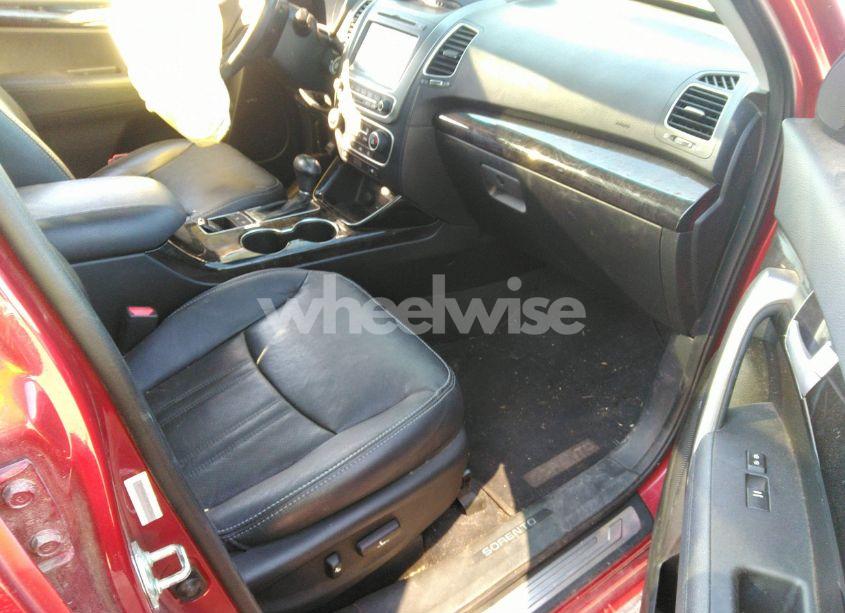 Photo 5 of 2015 Kia Sorento SX V6 (VIN 5XYKW4A78FG610662)