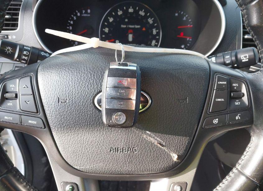 Photo 11 of 2015 Kia Sorento SX V6 (VIN 5XYKW4A79FG588588)