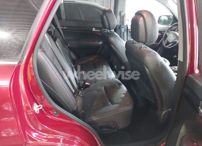 Photo 8 of 2015 Kia Sorento SX V6 (VIN 5XYKW4A79FG631651)