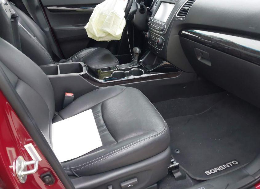 Photo 5 of 2015 Kia Sorento SX V6 (VIN 5XYKW4A79FG637224)