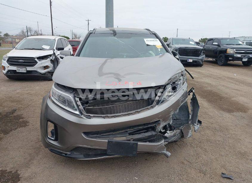 Photo 12 of 2014 Kia Sorento SX (VIN 5XYKW4A7XEG480477)