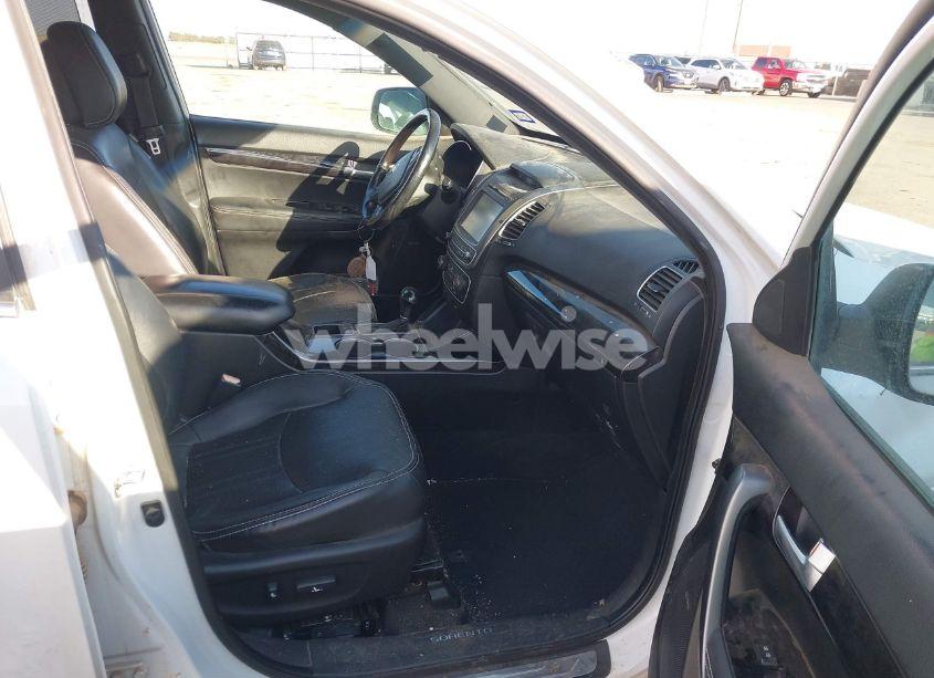 Photo 5 of 2014 Kia Sorento LIMITED V6 (VIN 5XYKW4A7XEG483654)