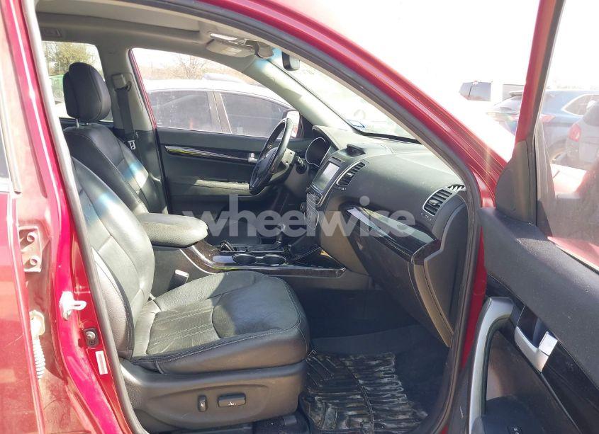 Photo 5 of 2015 Kia Sorento SX V6 (VIN 5XYKW4A7XFG581147)